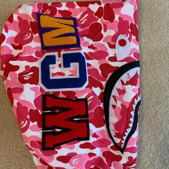 Bape Pink ABC Camo Shark Hoodie Zip-Up - Picture 8 of 8